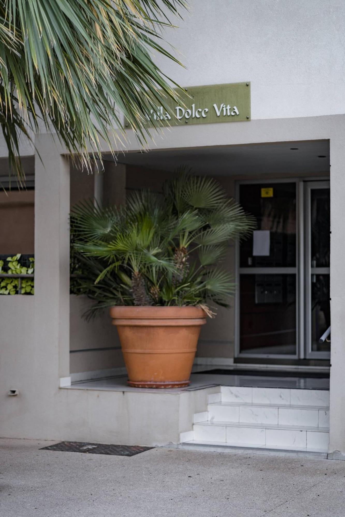 La Petit Maisonette De Manu Cannes Buitenkant foto